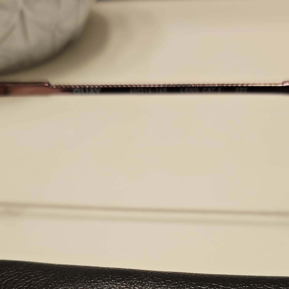 Quay Australia High Key Twist Sunglasses - Picture 3 of 6